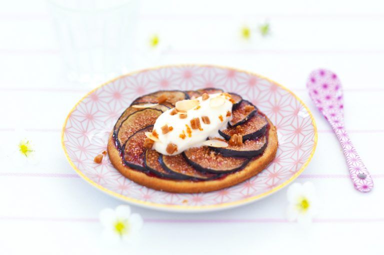 Tarte fine aux figues et crème fraîche Grand Fermage