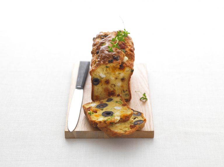 Cake au Chorizo et Cubes de Vache Ail et Fines Herbes