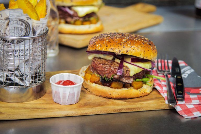 Burger auvergnat au chèvre Soignon