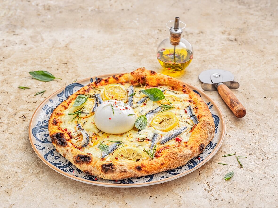 Pizza anchois, citron, burrata Eurial Food Service Industry
